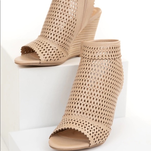 Tan open toe wedge heel - Picture 6 of 10